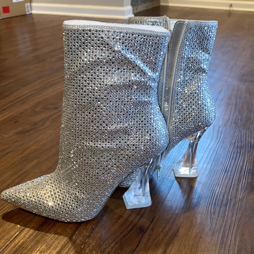 Steve Madden Vivy Sequin boots
